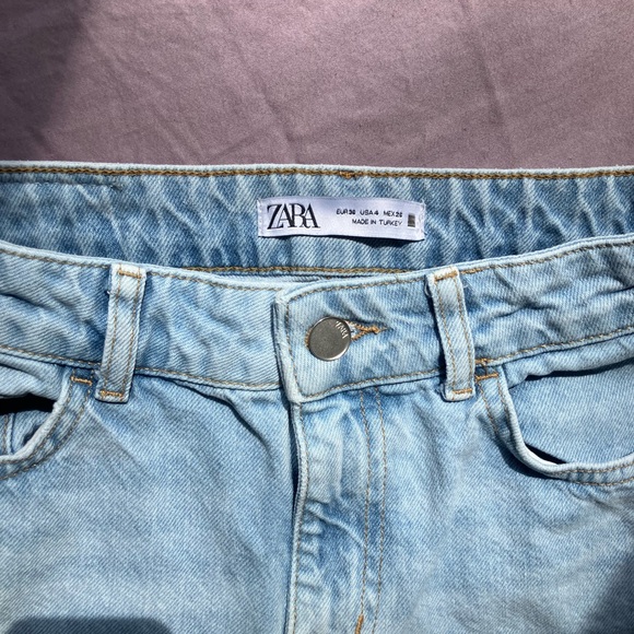 ZARA Wide Leg Jeans - Picture 2 of 4
